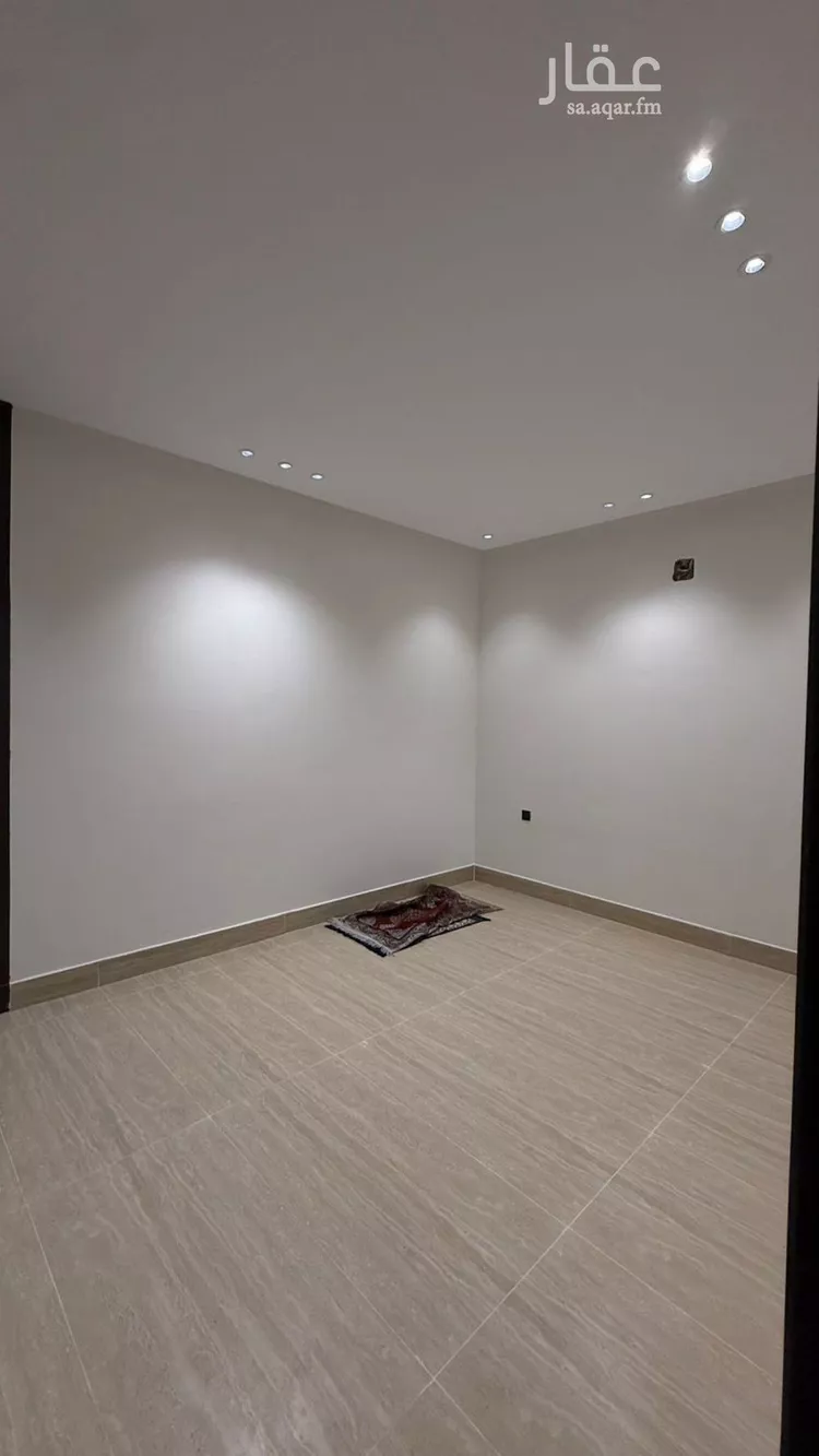 فيلا للبيع في شارع جبل خيرة, حي العريجاء الغربي, مدينة الرياض, منطقة الرياض صورة 5