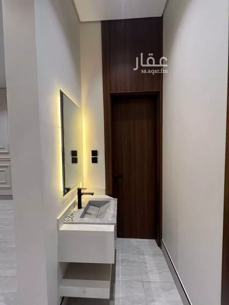 دور للبيع في شارع الشيخ عيسى بن سلمان آل خليفة, حي المعيزيلة, مدينة الرياض, منطقة الرياض 8