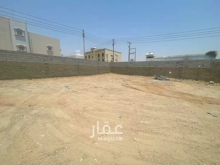 أرض للإيجار في شارع ابن سلوم ، حي الحرازات ، جدة ، جدة