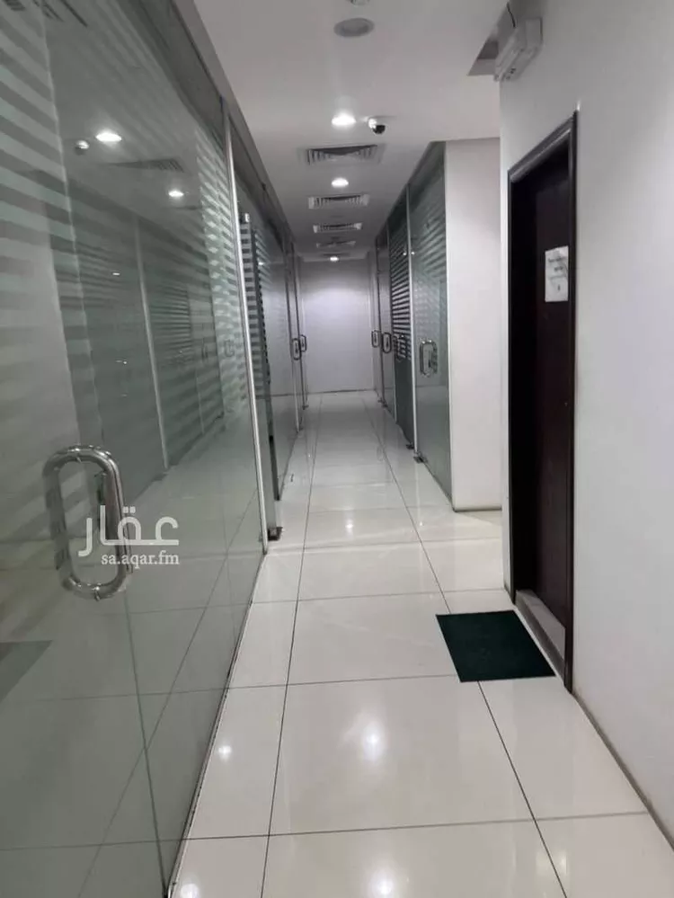 مكتب تجاري للإيجار في شارع الامير سعد بن عبدالرحمن الفرعي ، حي الروابي ، الرياض ، منطقة الرياض صورة 4