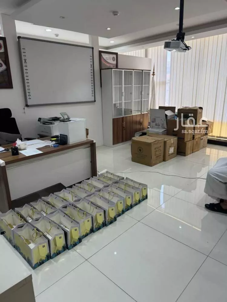 مكتب تجاري للإيجار في شارع الامير سعد بن عبدالرحمن الفرعي ، حي الروابي ، الرياض ، منطقة الرياض