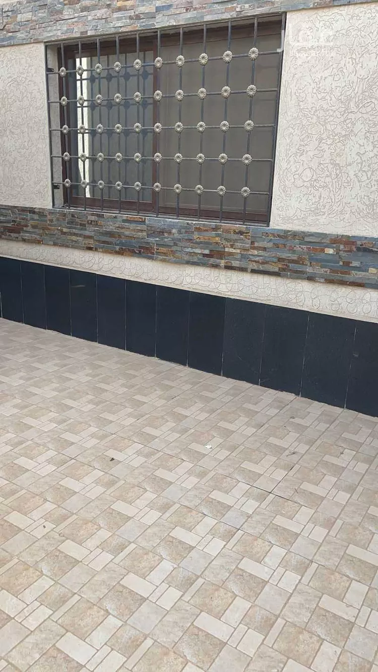 Floor for Sale in Riyadh Al Yasmin