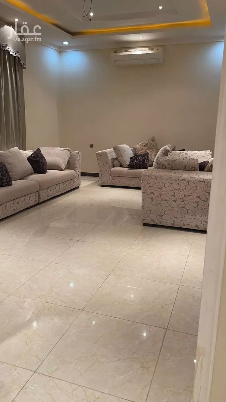 Floor for Sale in Riyadh Al Yasmin صورة 2