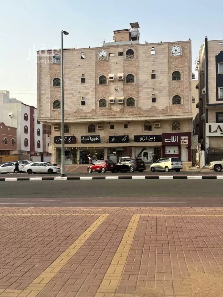 عمارة للبيع في شارع محمد البياري, حي البحيرات, مدينة مكه المكرمه, منطقة مكة المكرمة