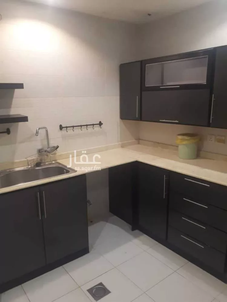 شقة للإيجار في شارع خليفة بن أبي بكر, حي القيروان, مدينة الرياض, منطقة الرياض صورة 3