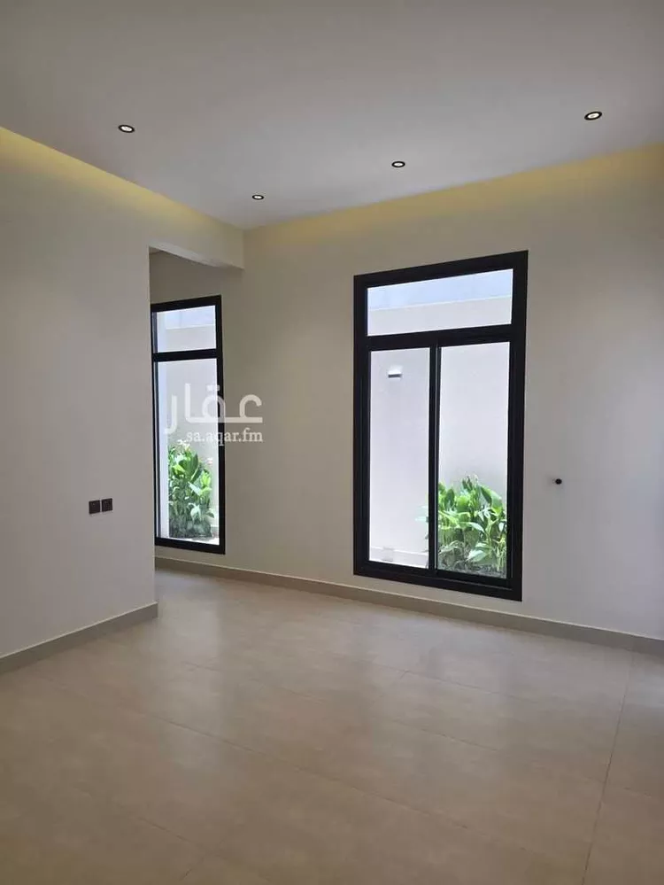Floor for Sale in Riyadh Ash Sharq 7