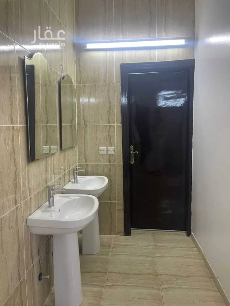 Floor for Rent in Riyadh Al Uraija Al Wusta صورة 5
