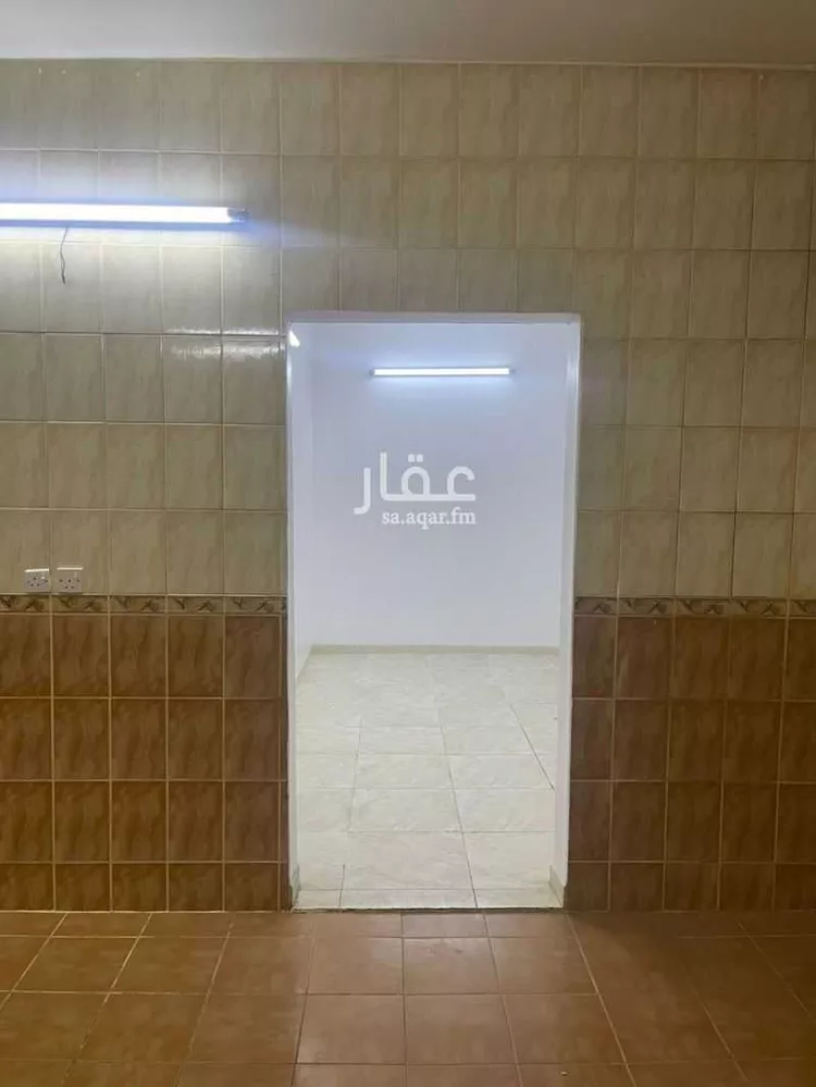 Floor for Rent in Riyadh Al Uraija Al Wusta صورة 4