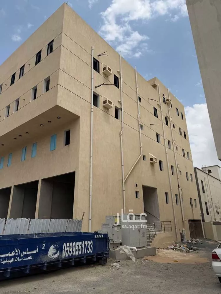 عمارة للبيع في شارع خزاز ، حي المحالة ، عدوان ، منطقة عسير صورة 5