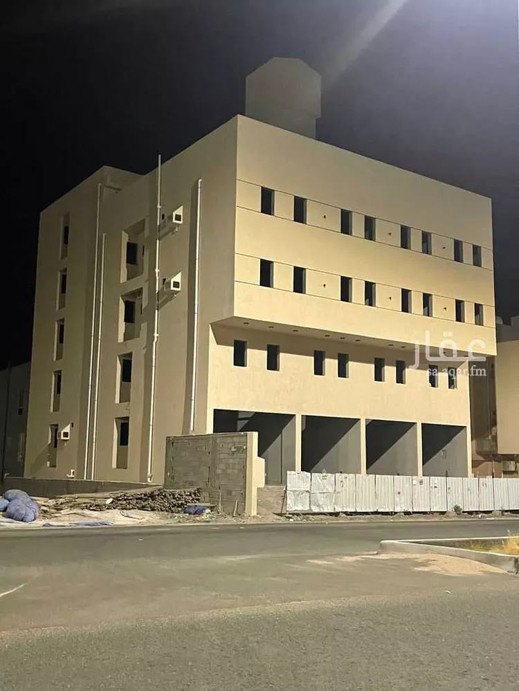 عمارة للبيع في شارع خزاز ، حي المحالة ، عدوان ، منطقة عسير صورة 4