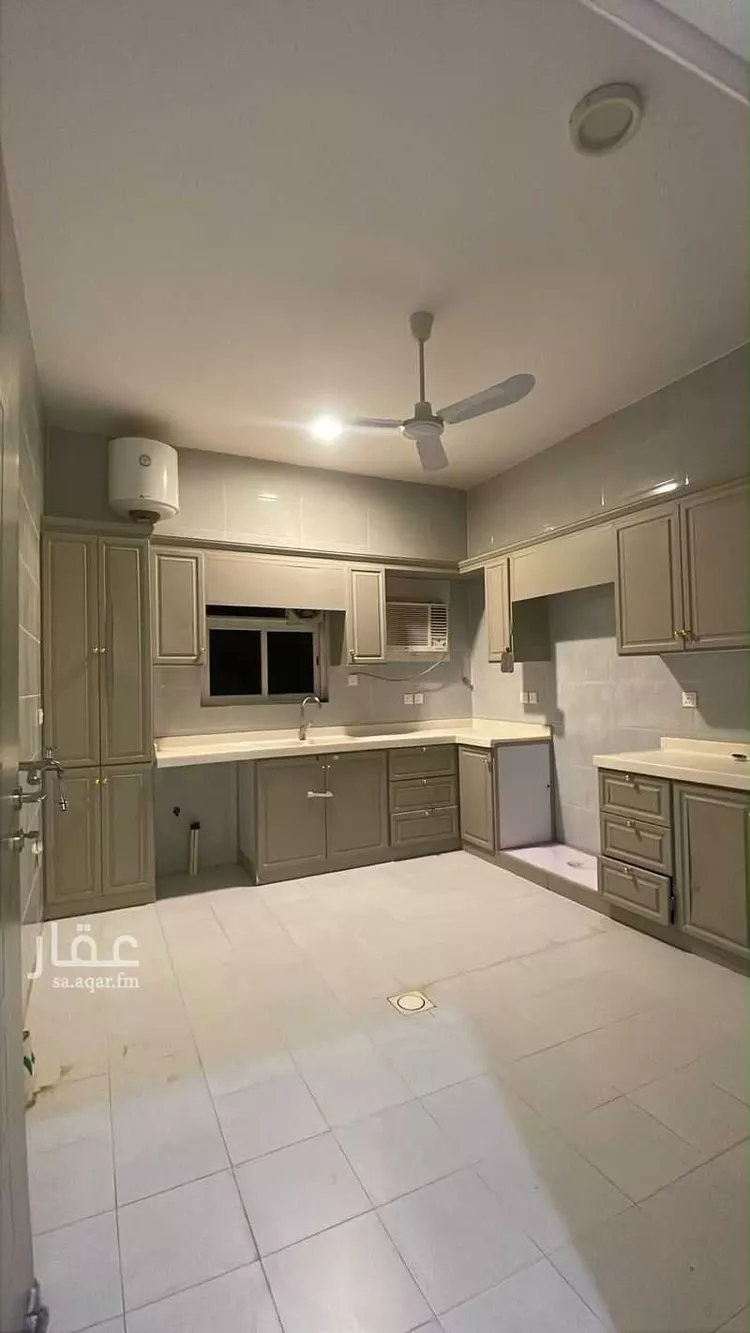 شقة للإيجار في شارع دريد ابن زيد الساعدي ، حي الحيلة الغربي ، محايل عسير ، محايل 6