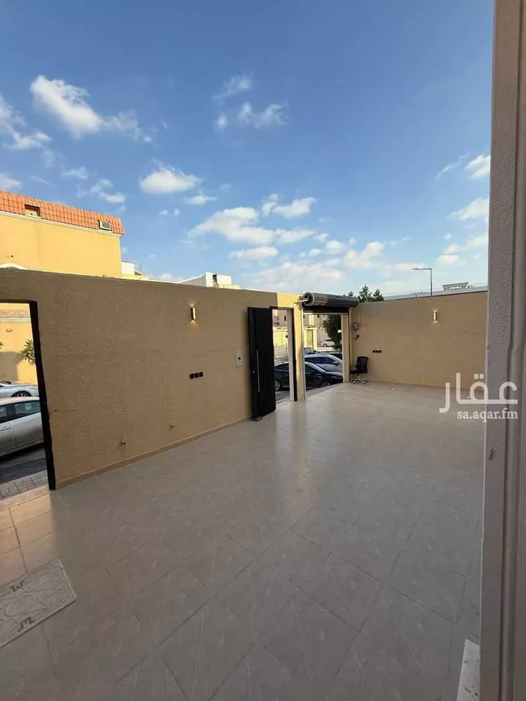 دور للبيع في شارع صفاقس, حي غرناطة, مدينة الرياض, منطقة الرياض صورة 3
