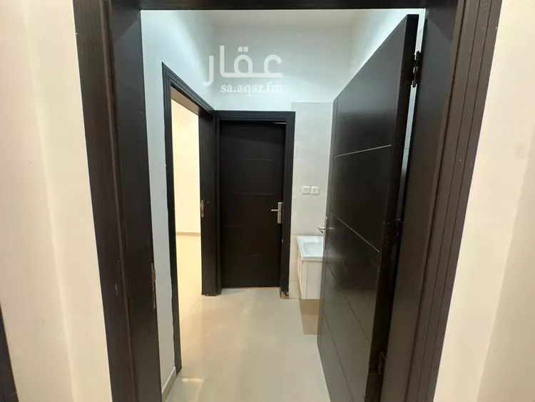 شقة للإيجار في شارع الأصبهاني, حي المهدية, مدينة الرياض, منطقة الرياض 11