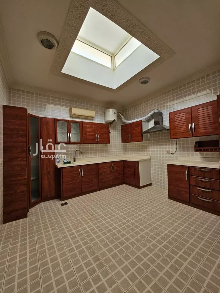 Apartment for Rent in Riyadh Al Malqa 9