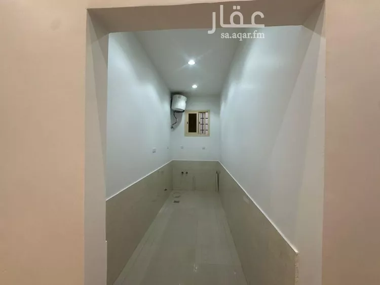 شقة للإيجار في شارع الأصبهاني, حي المهدية, مدينة الرياض, منطقة الرياض 7