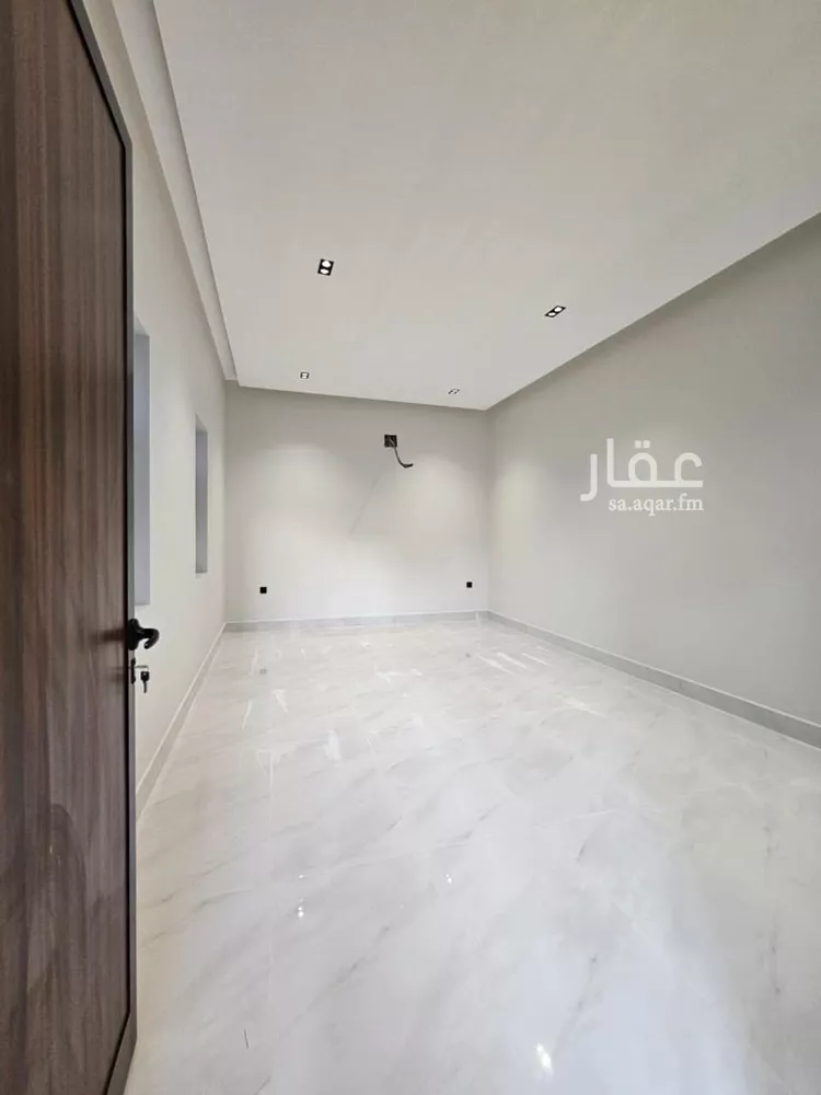 فيلا للإيجار في شارع أحمد مفتي المكي الحنفي, حي المهدية, مدينة الرياض, منطقة الرياض صورة 2