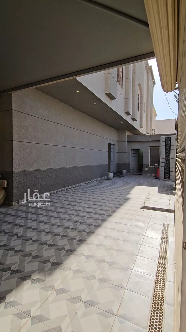 فيلا للإيجار في شارع الأصبهاني, حي المهدية, مدينة الرياض, منطقة الرياض صورة 2