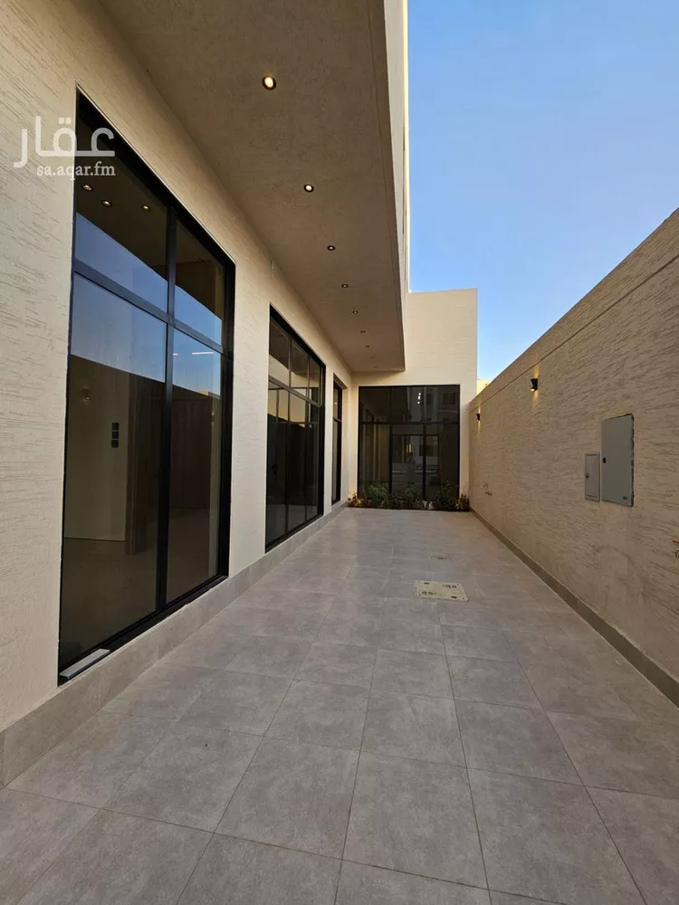 فيلا للبيع في شارع يعقوب الصفار, حي المهدية, مدينة الرياض, منطقة الرياض صورة 2