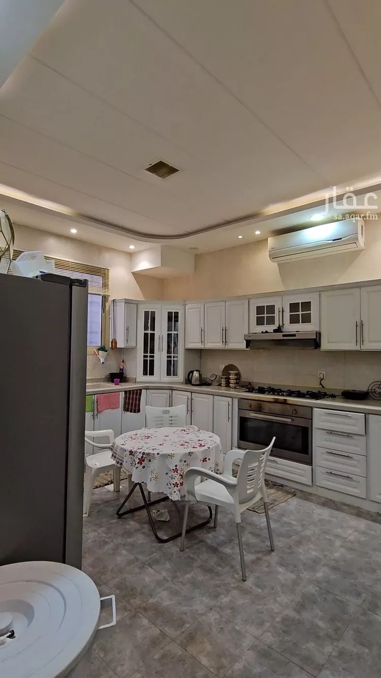 فيلا للإيجار في شارع الأصبهاني, حي المهدية, مدينة الرياض, منطقة الرياض 7