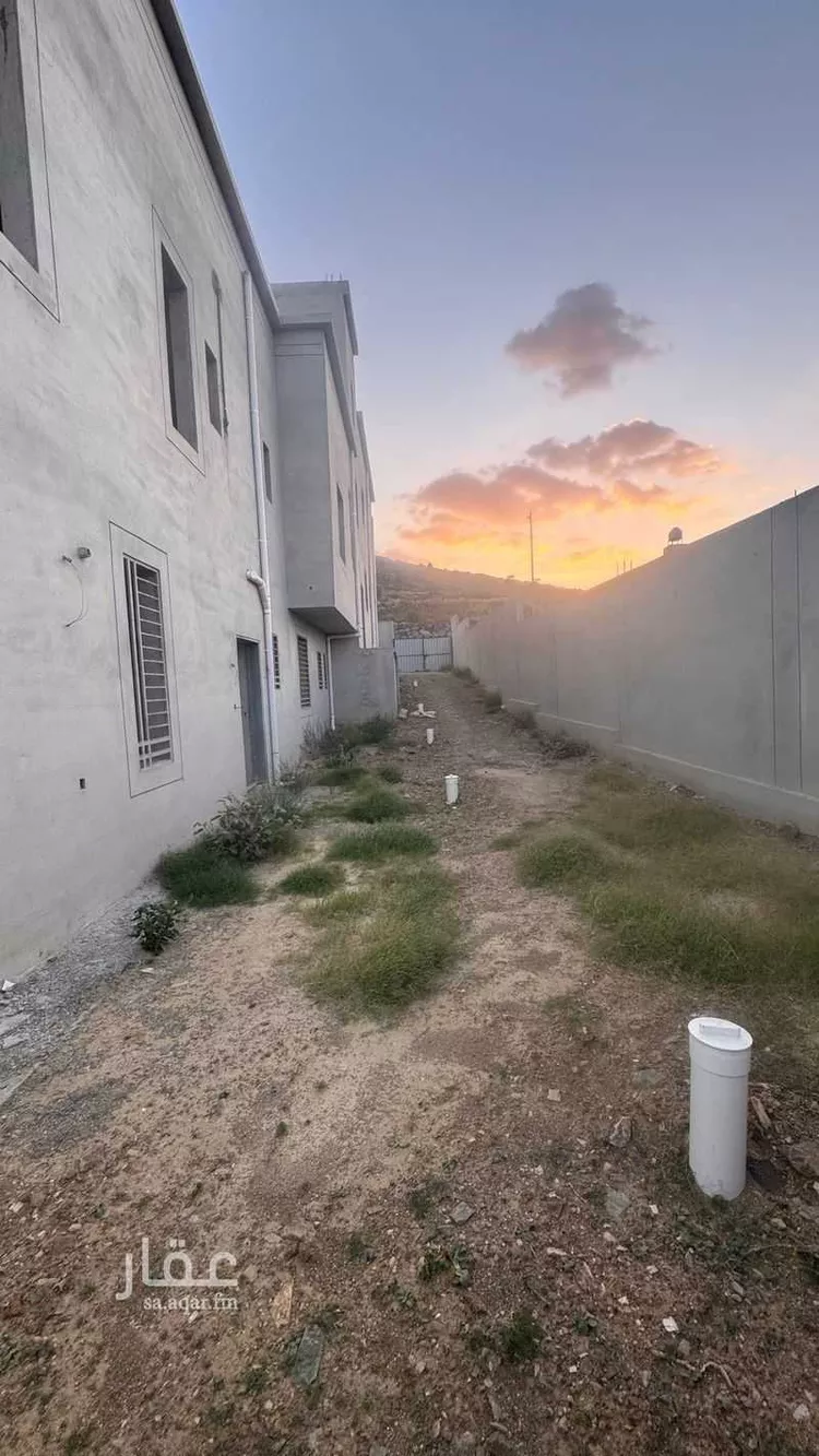 بيت للبيع في شارع جبل قطن ، أبها ، منطقة عسير صورة 4