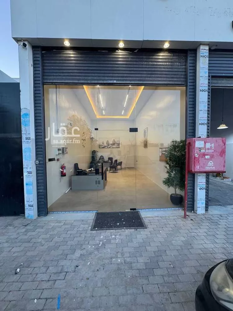 مكتب تجاري للإيجار في شارع وادي الزرقاء ، حي القادسية ، الرياض ، منطقة الرياض صورة 4