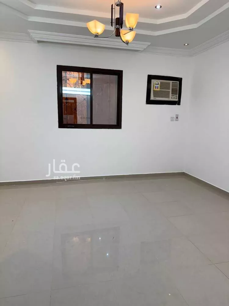 شقة للإيجار في شارع 3000558, حي السوق, مدينة الباحة, منطقة الباحة 28