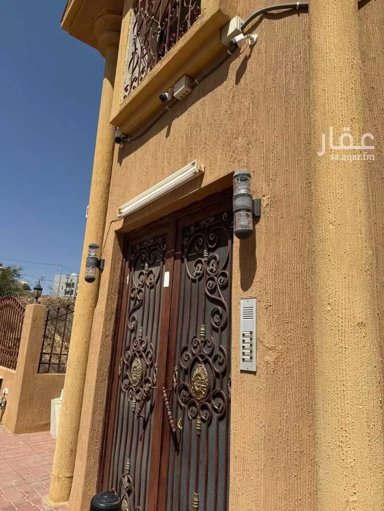 شقة للإيجار في شارع 3000558, حي السوق, مدينة الباحة, منطقة الباحة صورة 3
