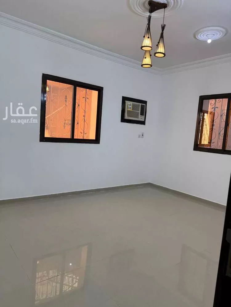 شقة للإيجار في شارع 3000558, حي السوق, مدينة الباحة, منطقة الباحة 27
