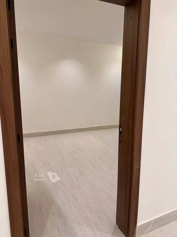 شقة للإيجار في شارع الامير ناصر بن عبدالعزيز, حي الروضة, مدينة الرياض, منطقة الرياض 5