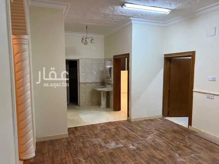 دور للإيجار في شارع 5998586, حي الصالحية, مدينة المذنب, منطقة القصيم صورة 2