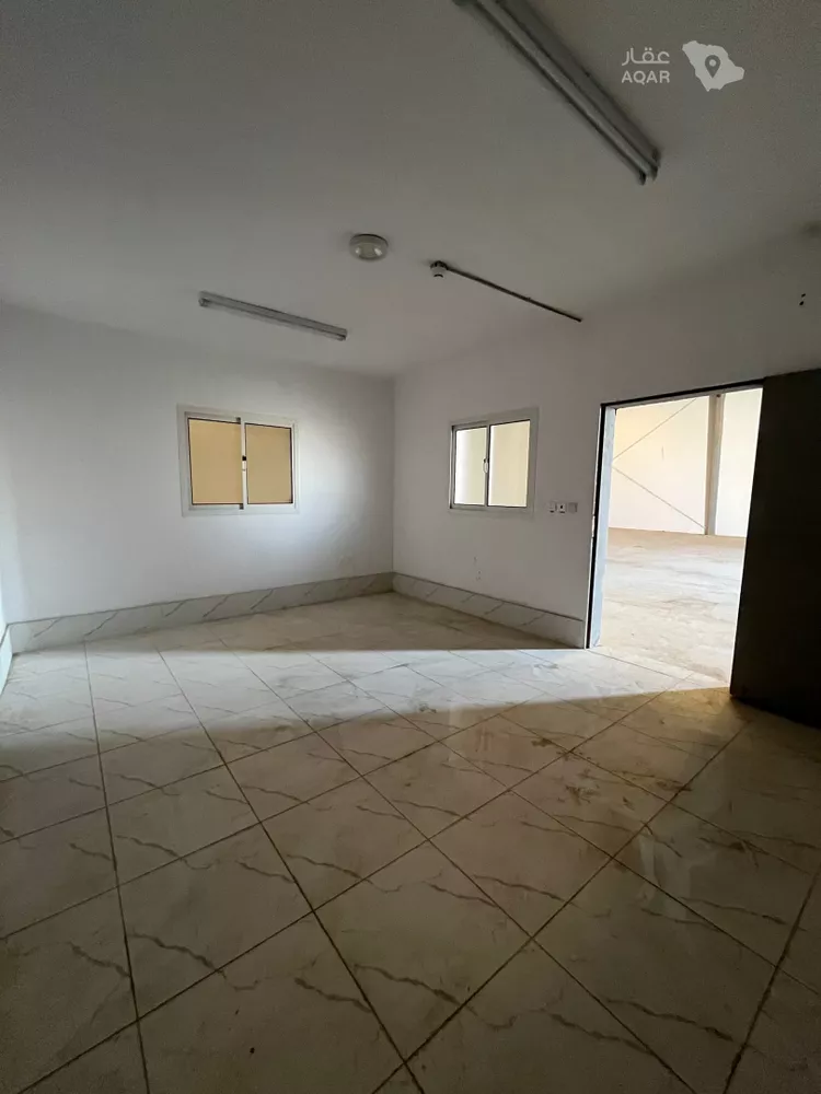 مستودع للإيجار في شارع مناره, حي السلي, مدينة الرياض, منطقة الرياض 3
