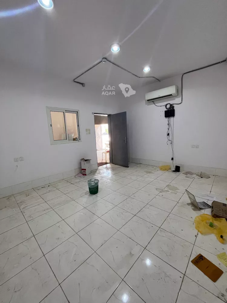 مستودع للإيجار في شارع مناره, حي السلي, مدينة الرياض, منطقة الرياض 7