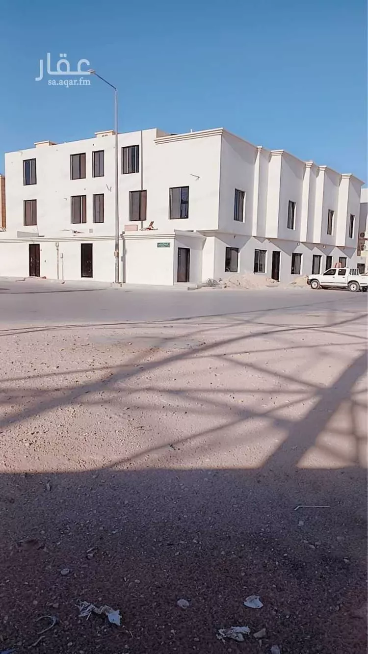 مكتب تجاري للإيجار في شارع رنى, حي شبرا, مدينة الرياض, منطقة الرياض صورة 2