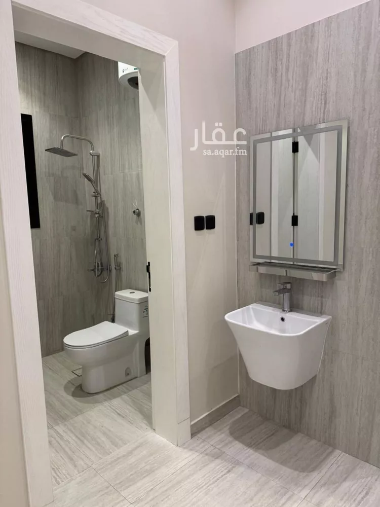شقة للإيجار في شارع الأمير خالد بن بندر بن عبدالعزيز, حي العارض, مدينة الرياض, منطقة الرياض