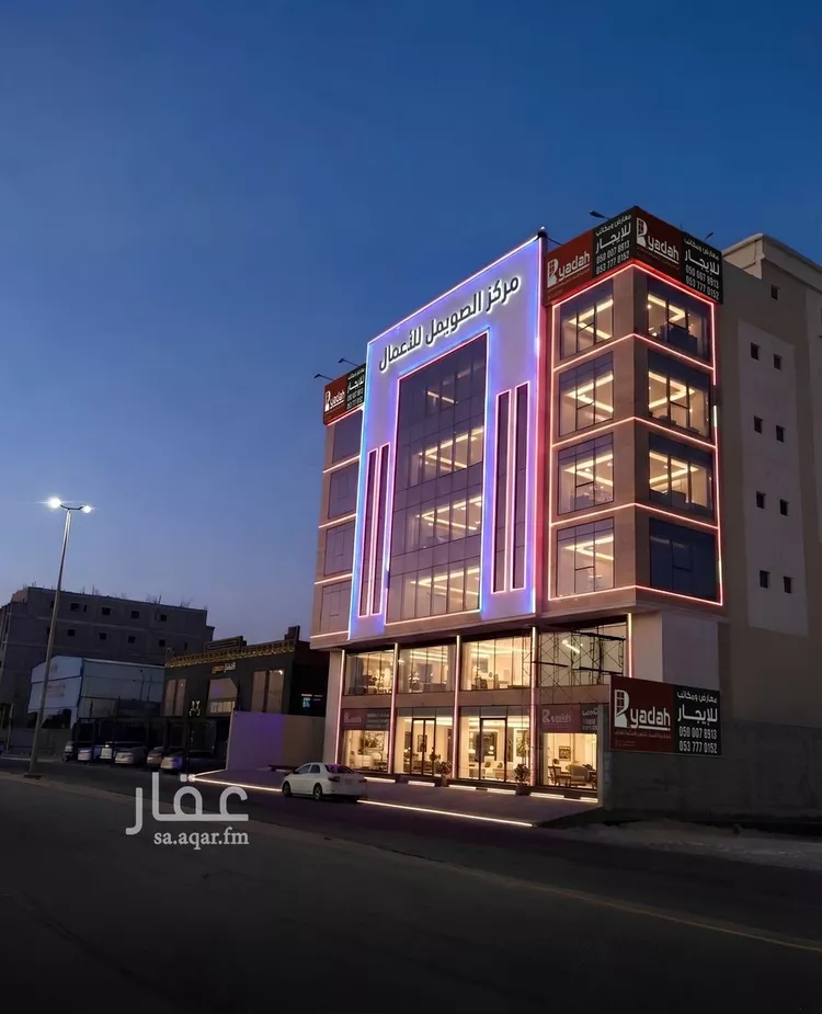 مكتب تجاري للإيجار في شارع البديع 4, حي البديع, مدينة القطيف, المنطقة الشرقية صورة 2