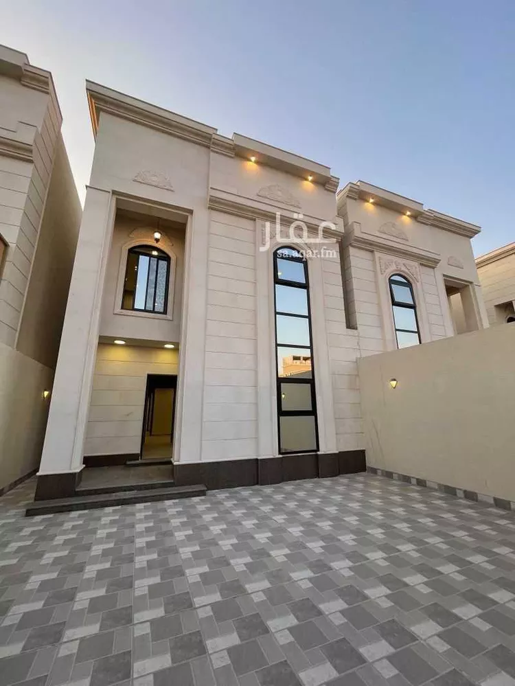 فيلا للبيع في شارع انس الكناني, حي المنار, مدينة الدمام, المنطقة الشرقية صورة 4