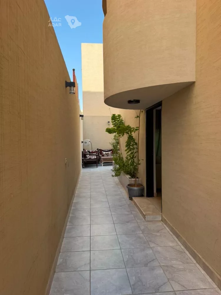 Villa for Sale in Riyadh Al Yasmin 2