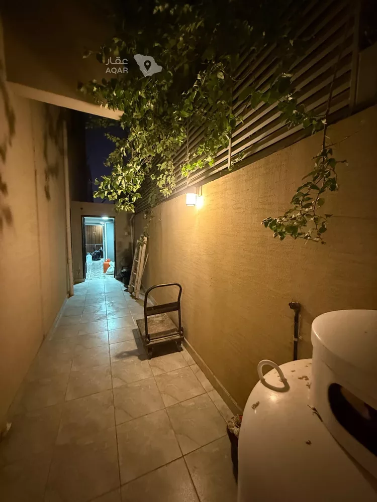 Villa for Sale in Riyadh Al Yasmin 11