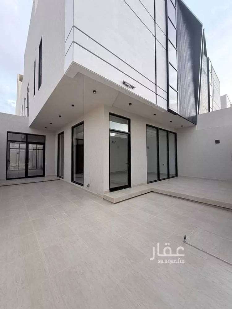 فيلا للبيع في شارع عيد بن محمد الأنصاري, حي الفاروق, مدينة الرياض, منطقة الرياض 1 صورة