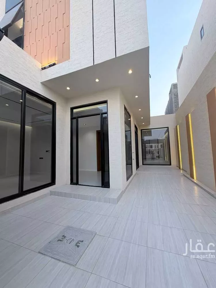 فيلا للبيع في شارع نصيب بن رباح, حي الفاروق, مدينة الرياض, منطقة الرياض صورة 3