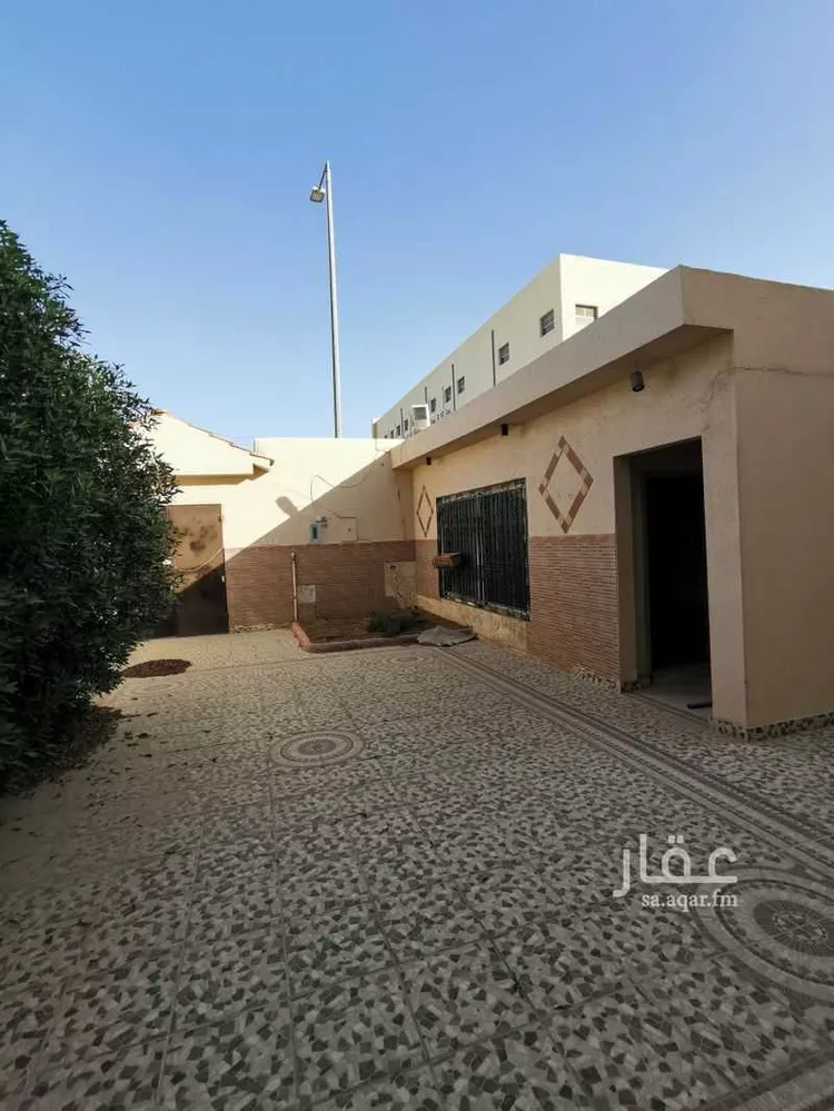 فيلا للبيع في شارع الأشعث بن يزيد, حي الملك فيصل, مدينة الرياض, منطقة الرياض صورة 4