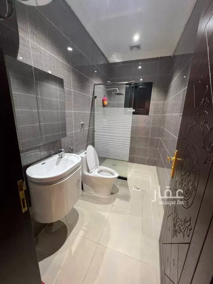 شقة للإيجار في شارع ابن شاه مروان ، حي الصفا ، جدة ، جدة