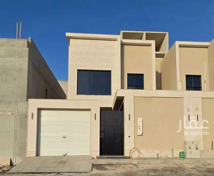 فيلا للبيع في شارع 20م, حي عقرباء, مدينة امارة منطقة الرياض - الجبيله, منطقة الرياض