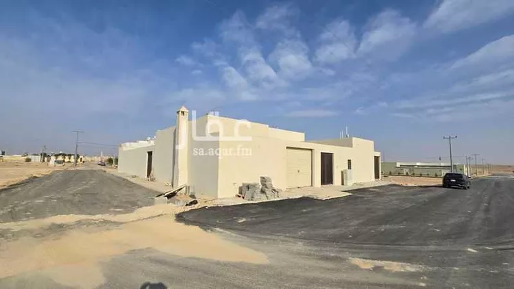 فيلا للبيع في حي القرينة الجديدة, مدينة حريملاء, منطقة الرياض