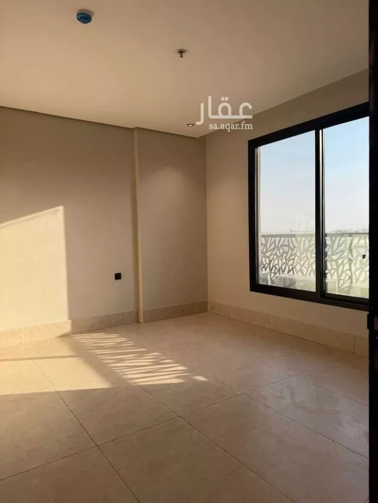 شقة للبيع في شارع رجاء ابن ابي رجاء الباهلي, حي ضاحية الملك فهد, مدينة الدمام, المنطقة الشرقية صورة 2