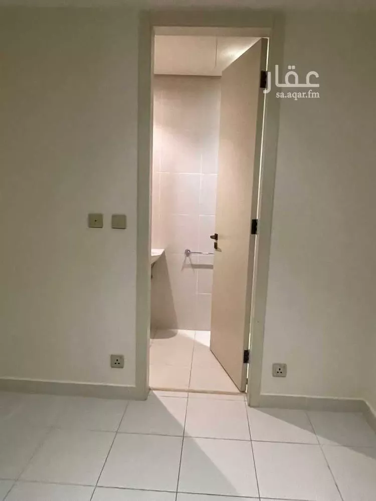 شقة للبيع في شارع الملك فهد الفرعي, حي العليا, مدينة الرياض, منطقة الرياض 8