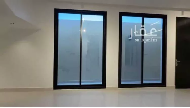 فيلا للبيع في شارع جبل المدار, حي القادسية, مدينة الرياض, منطقة الرياض 8