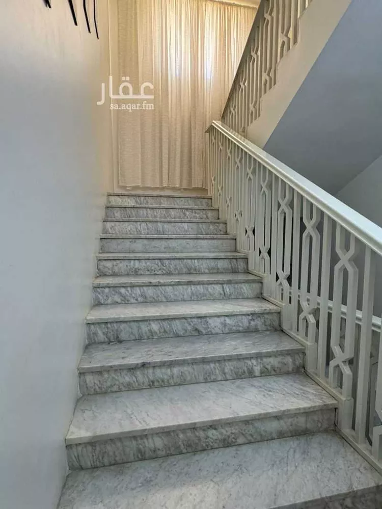فيلا للبيع في شارع أبي شجاع اللوزي, حي السويدي الغربي, مدينة الرياض, منطقة الرياض 24