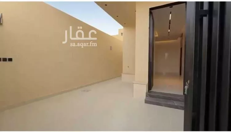 فيلا للبيع في شارع جبل المدار, حي القادسية, مدينة الرياض, منطقة الرياض صورة 5