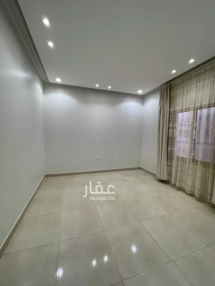 شقة للبيع في شارع كعب بن عجرة, حي المروج, مدينة أبها, منطقة عسير صورة 2